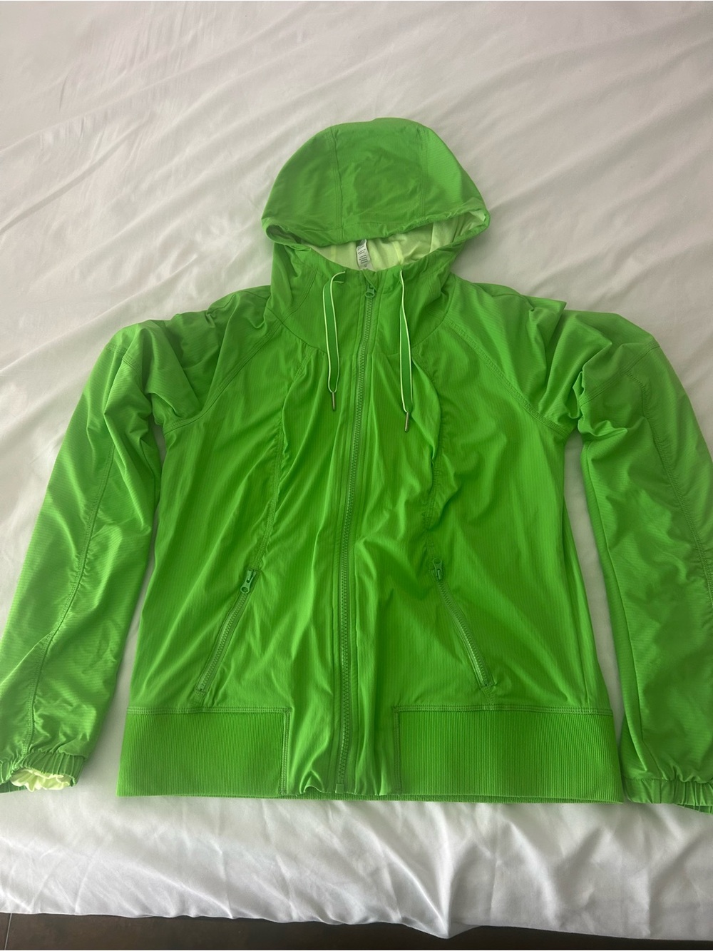 Lululemon jacket hooded green size 10 lightweight lined